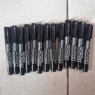 Dong-A Non-Dry Refillable Permament Marker