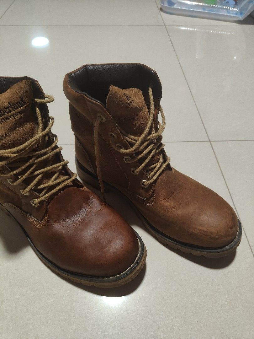Dr. Martens wonder balsam and dubbin