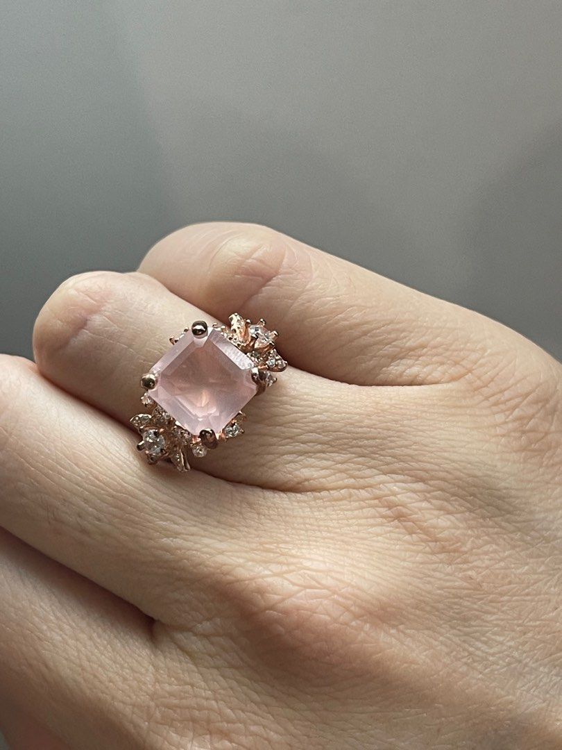 Emerald cut rose quartz ring store