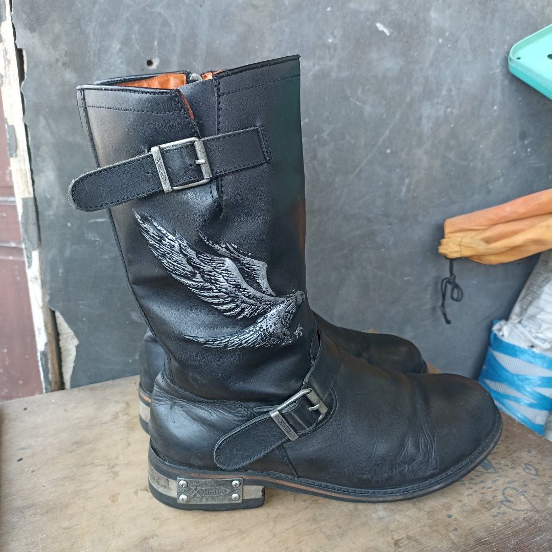 Crust on sale punk boots