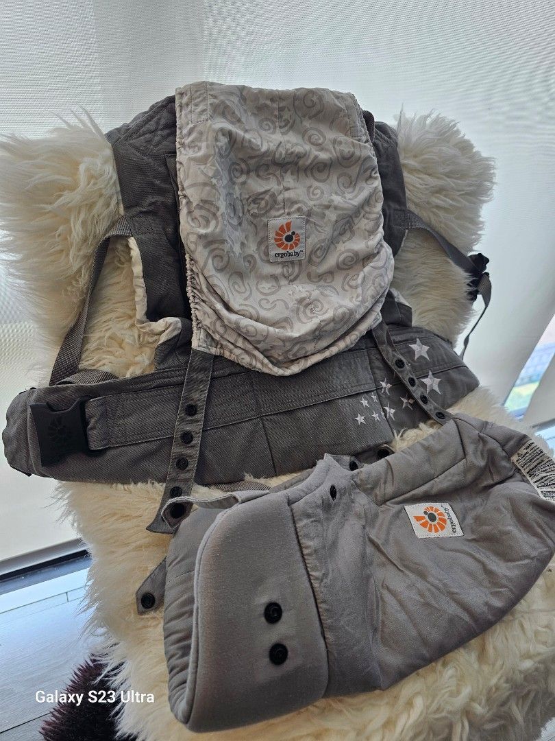 Ergobaby original baby carrier