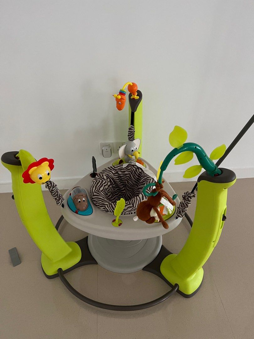 Evenflo exersaucer jump discount & learn stationary jumper