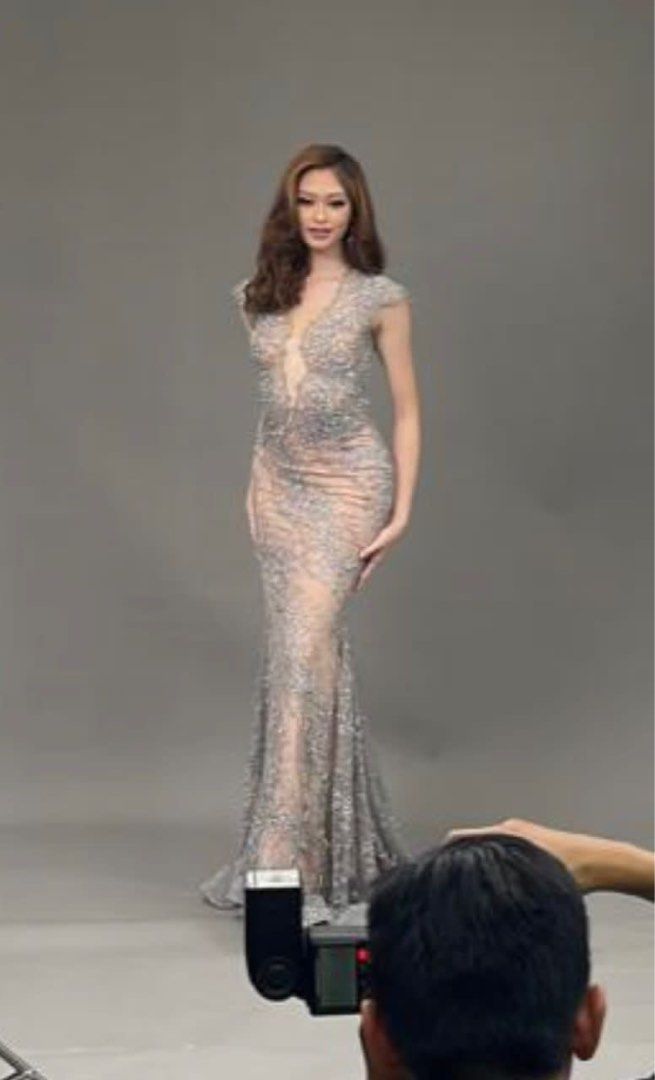 Designer evening gowns 2018 on sale