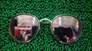 Folding rayban sunglasses