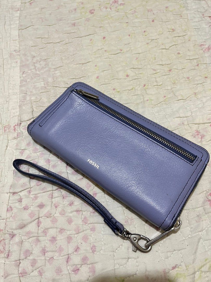 Fossil Crystal Blue Logan Zip Around Wallet, Women's Fashion, Bags