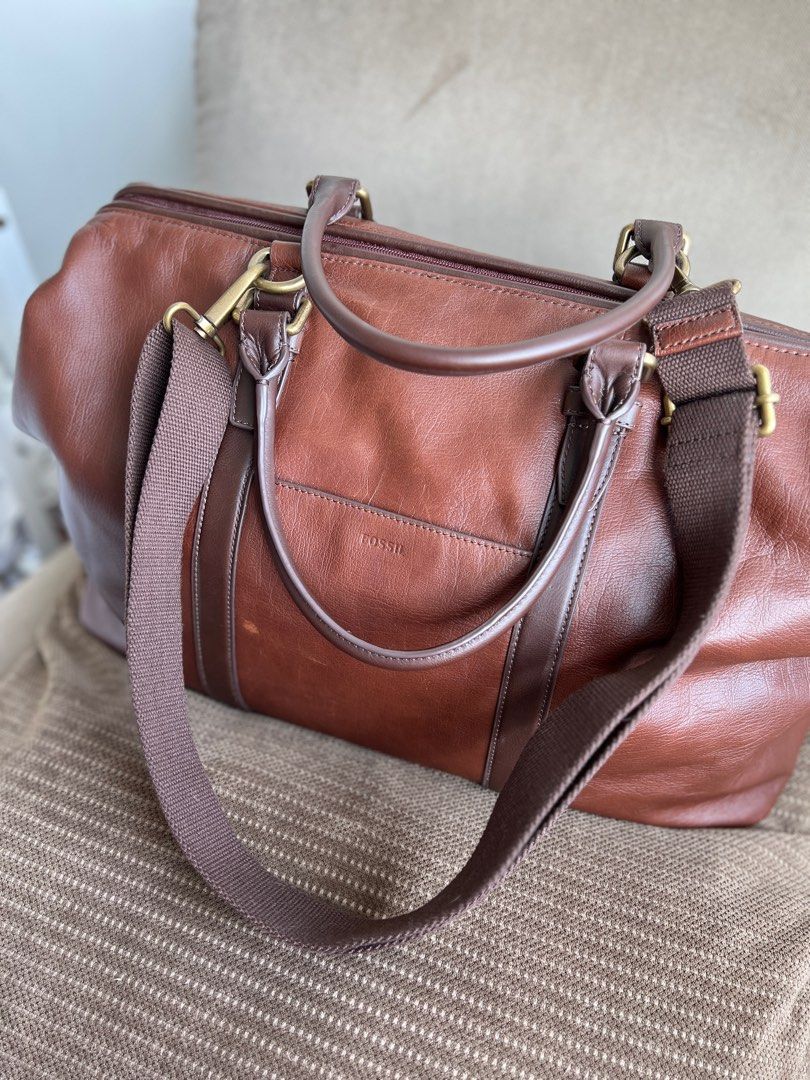 MARKED DOWN FOSSIL EVAN LEATHER DUFFEL BAG Women s Fashion Bags