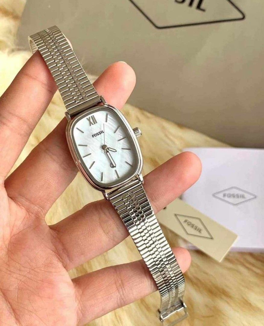 Fossil watches for sales womens below 3000
