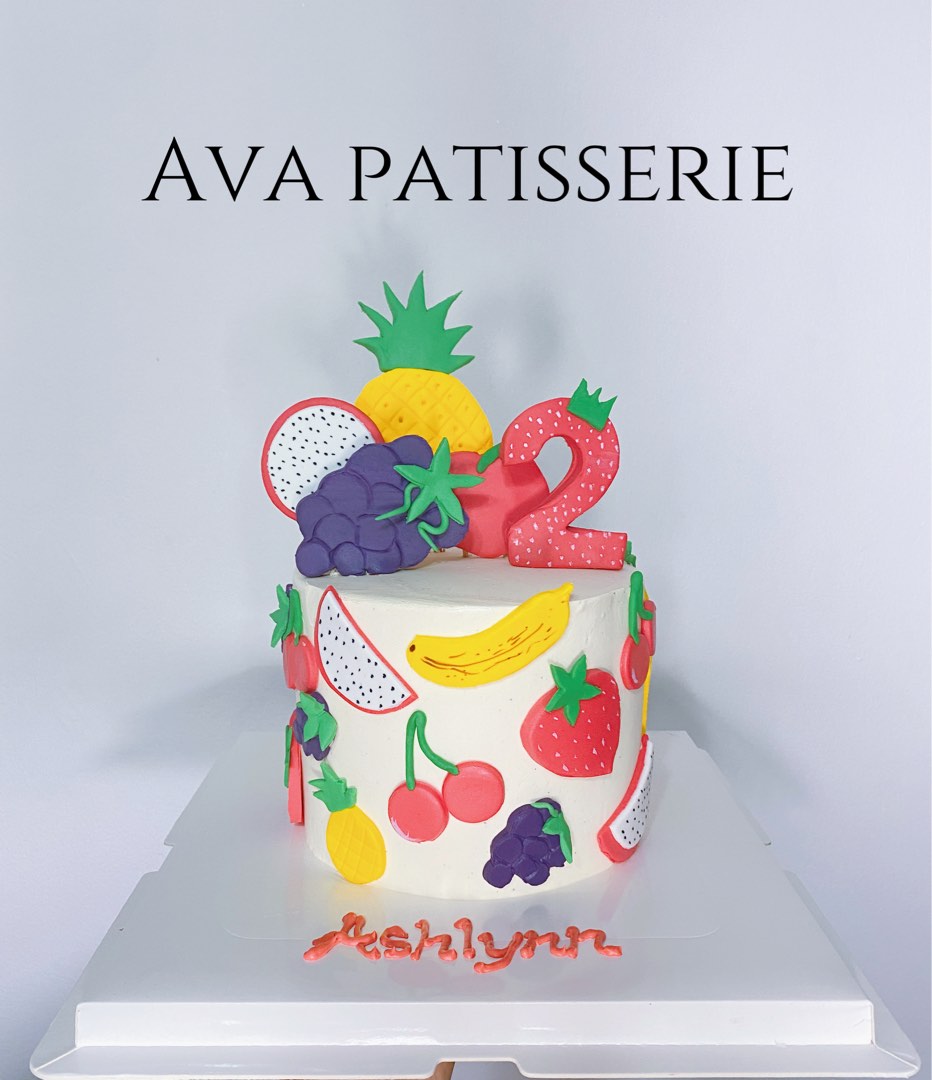 Fruity Party Birthday Cake | Fruit birthday party, Fruit birthday, Tutti  frutti birthday party