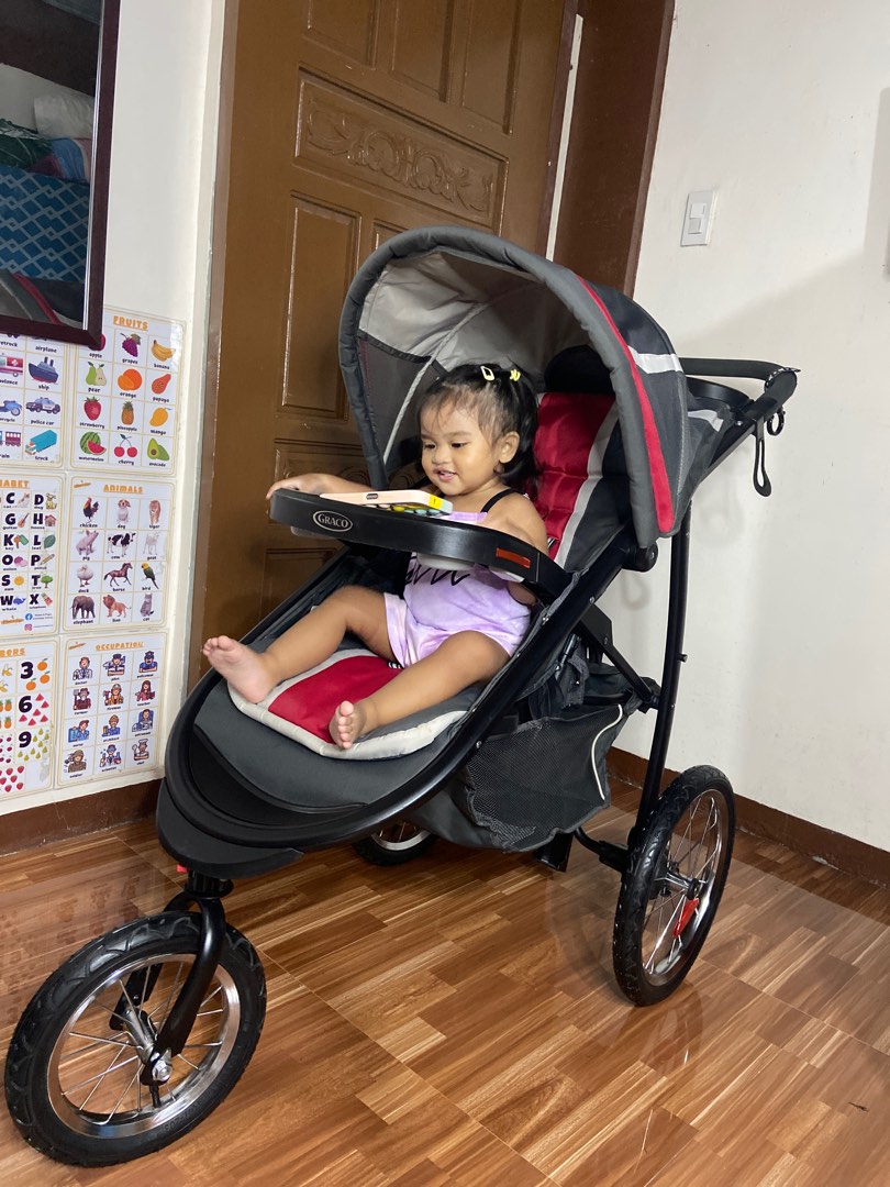Graco Click Connect Jogger Stroller Babies Kids Going Out