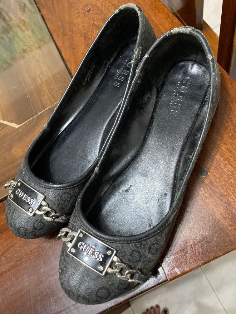 Guess doll shoes top