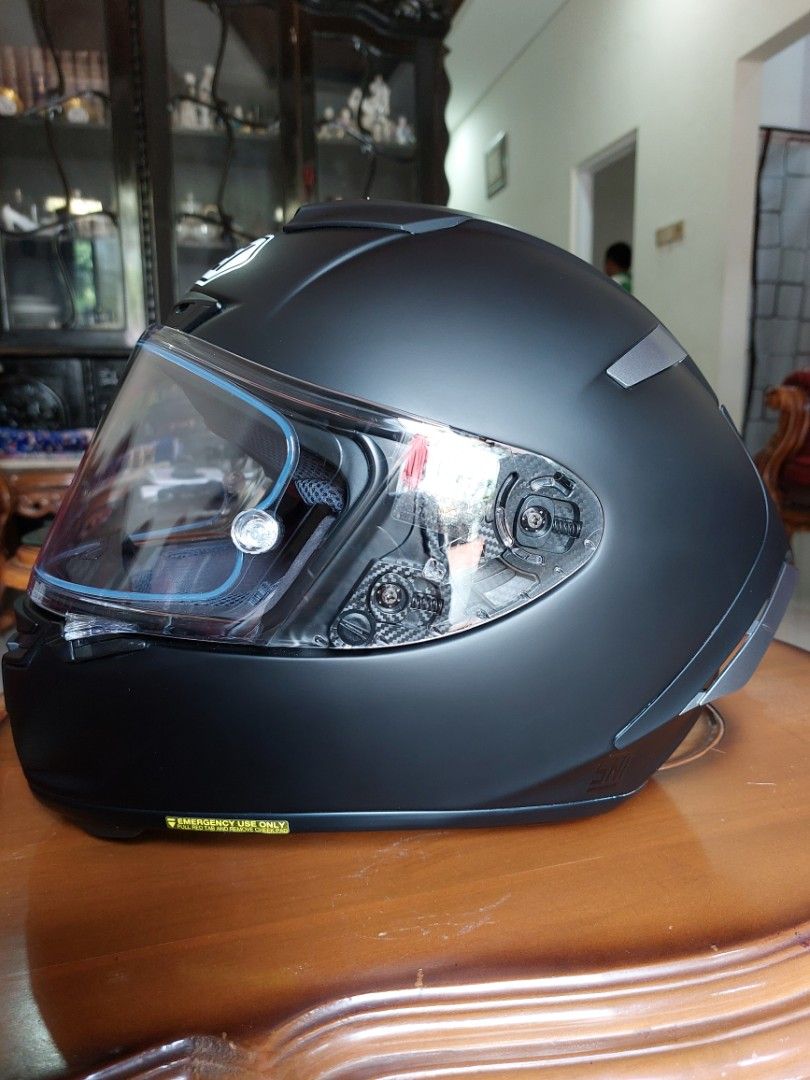 Jual helm shoei hot sale second
