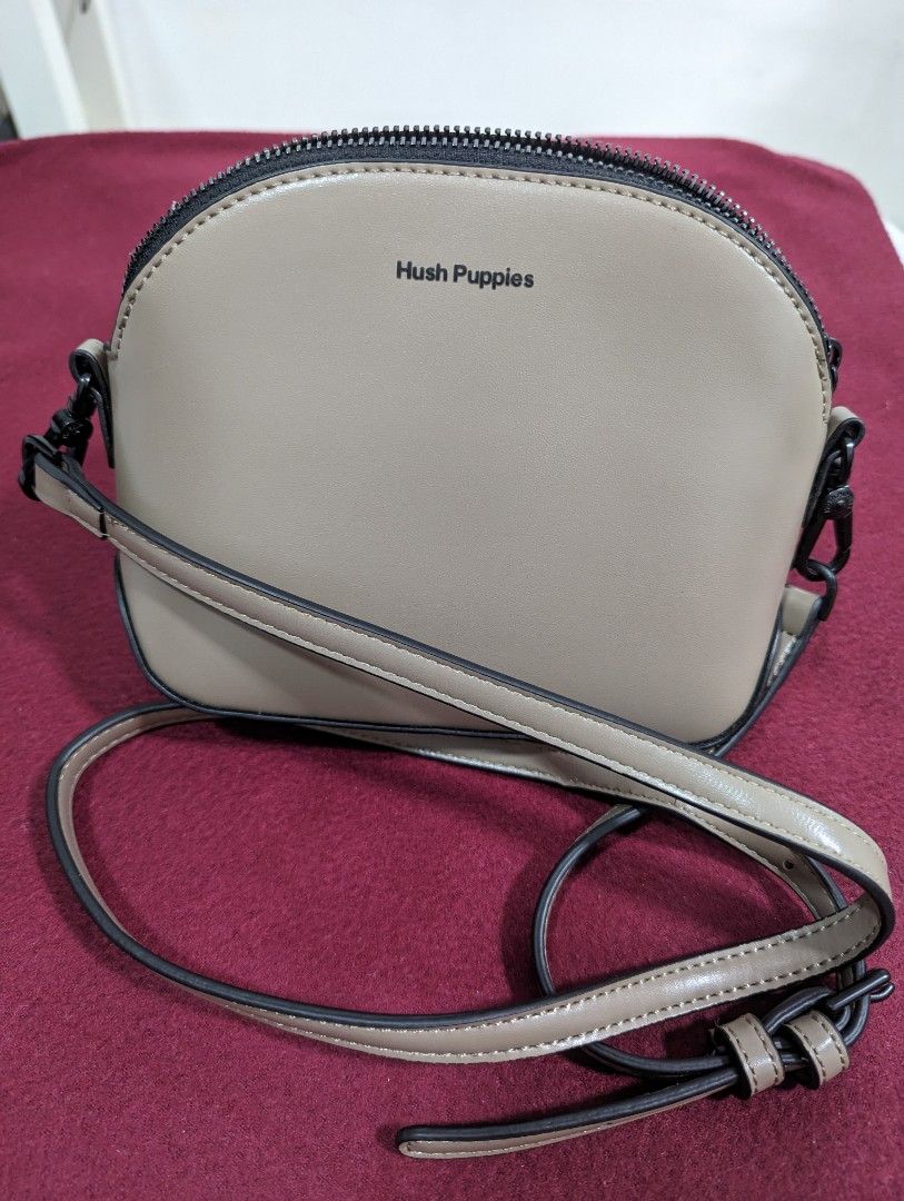 Hush Puppies Bag/Purse, Women's Fashion, Bags & Wallets, Purses