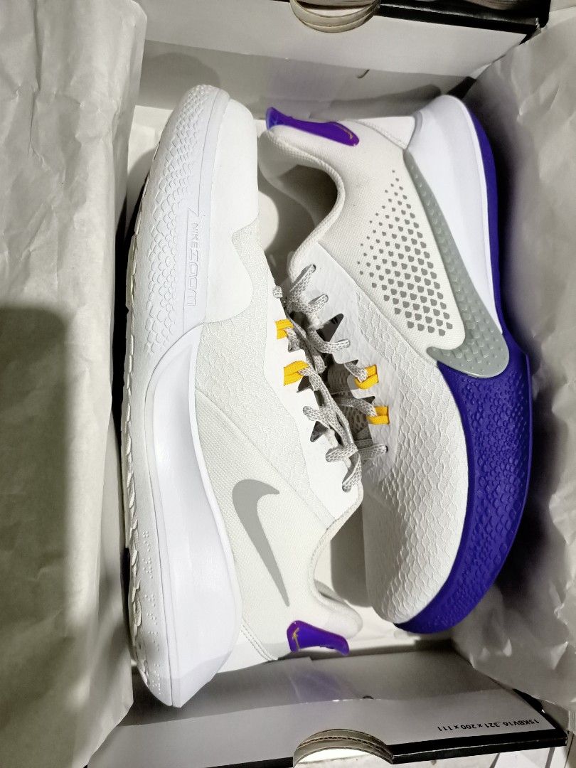 Kobe shoes hotsell size 8