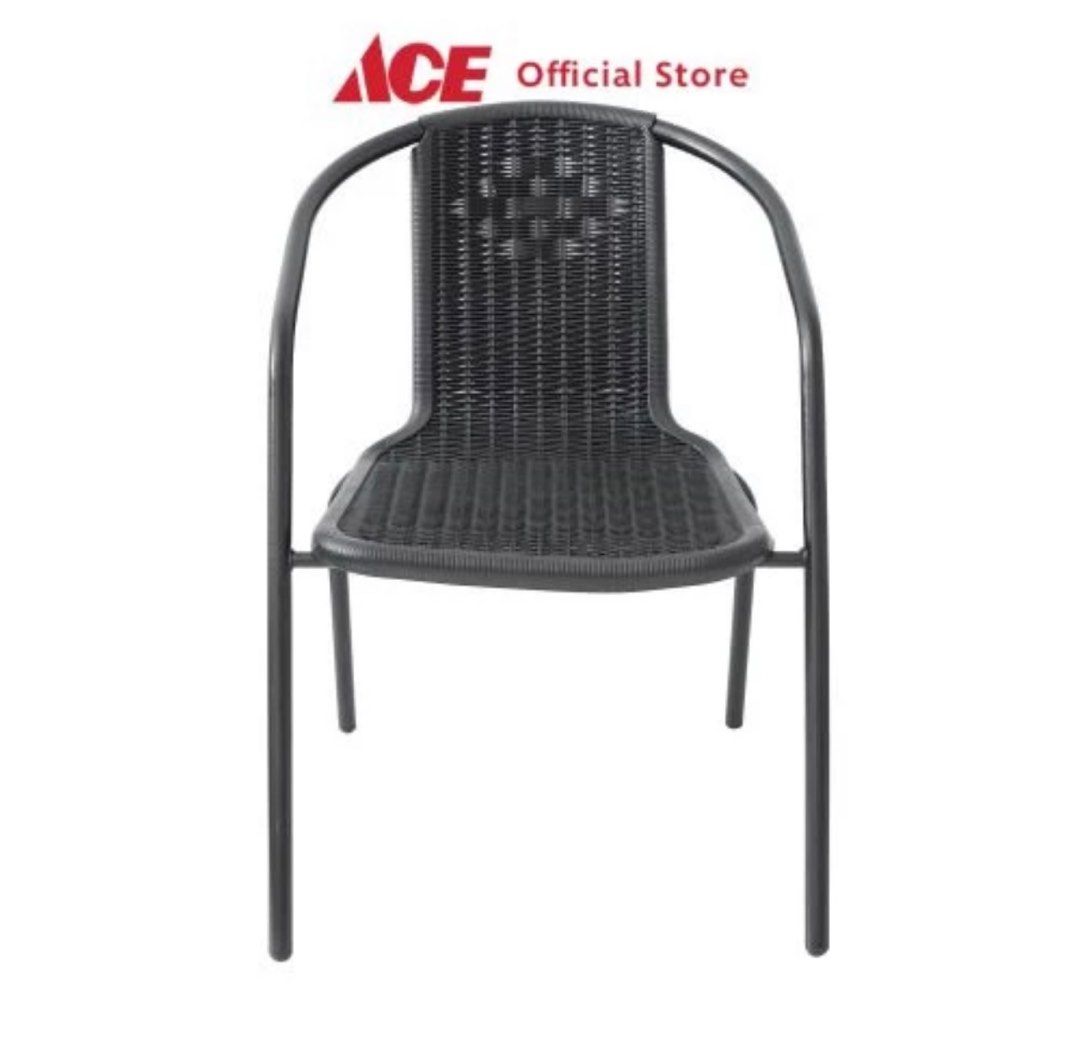 Kursi ace hardware besi rattan, Perabotan Rumah di Carousell