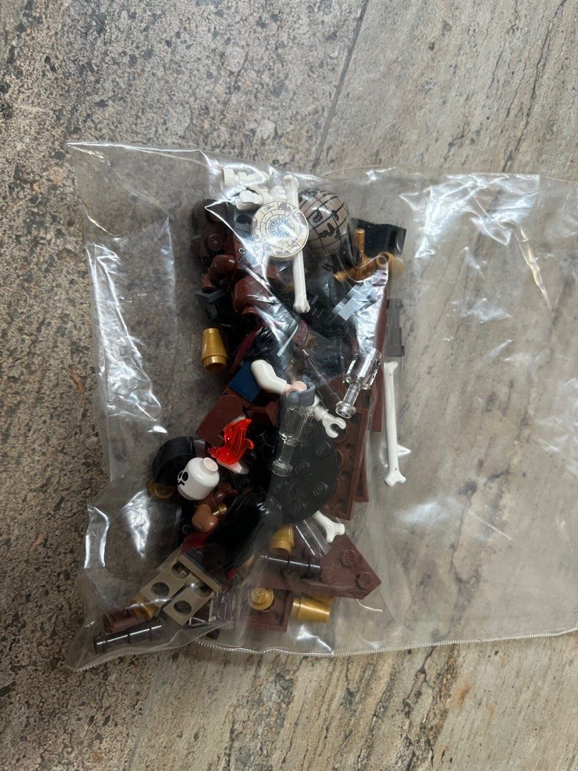 Lego pirates of clearance the caribbean captain's cabin