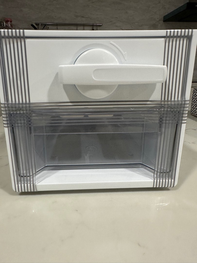 LG Ice Maker Tray, TV & Home Appliances, Kitchen Appliances