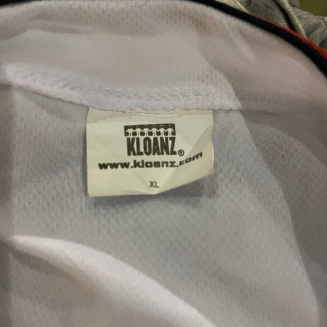 Kloanz, Shirts