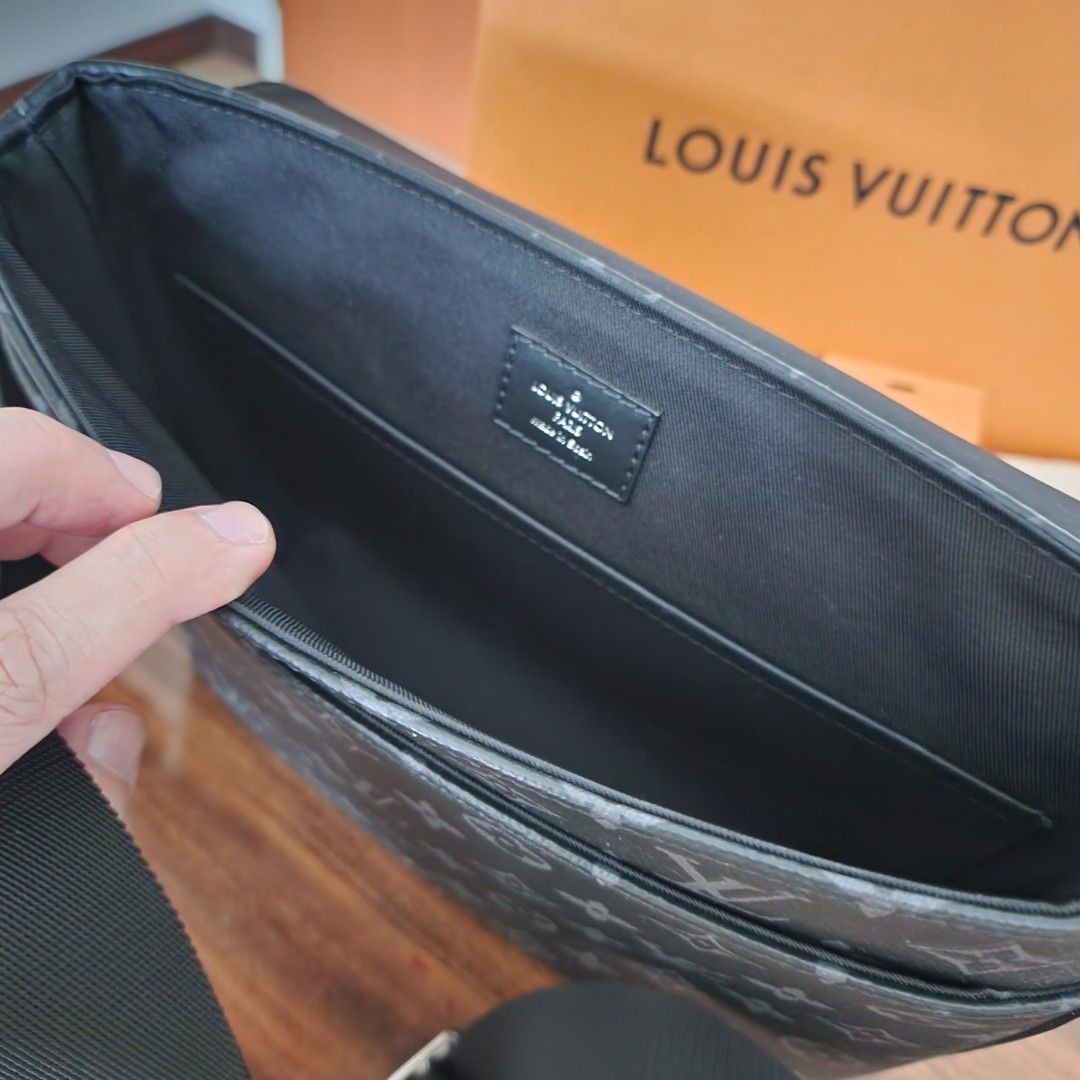 Louis Vuitton District PM Shoulder Bag Monogram Eclipse M45272, Luxury,  Bags & Wallets on Carousell