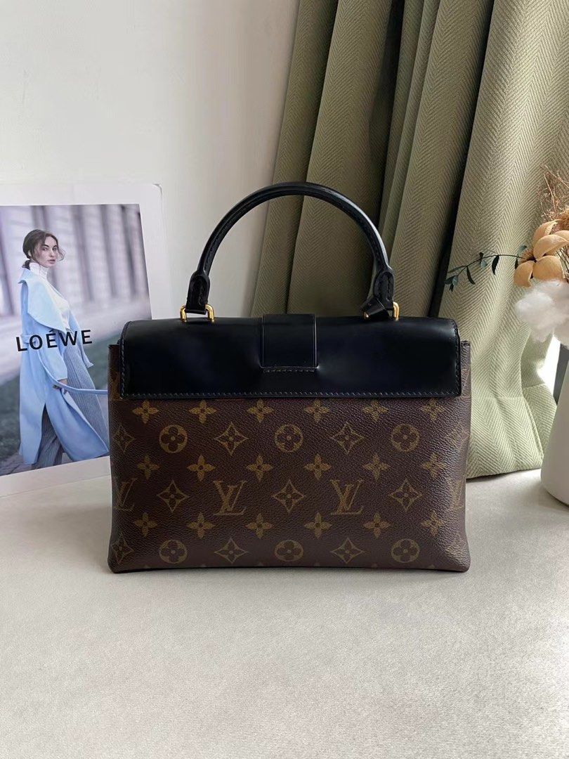 READY STOCK💯% AUTHENTIC LOUIS VUITTON MONOGRAM ONE HANDLE FLAP BAG MM,  Women's Fashion, Bags & Wallets, Purses & Pouches on Carousell