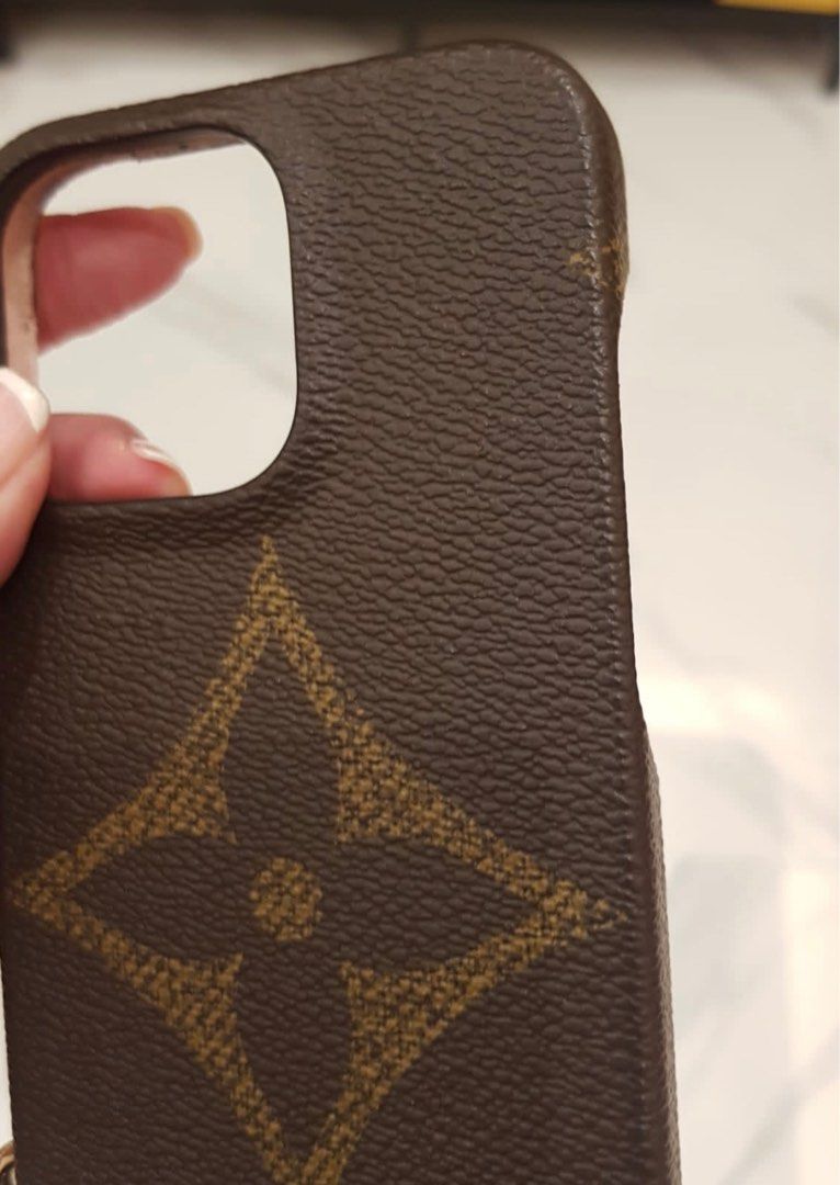 Louis Vuitton Reverse Monogram Giant Bumper On Strap Iphone 13 Pro Case