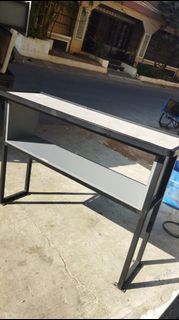Meja Kayu Kaki Besi
