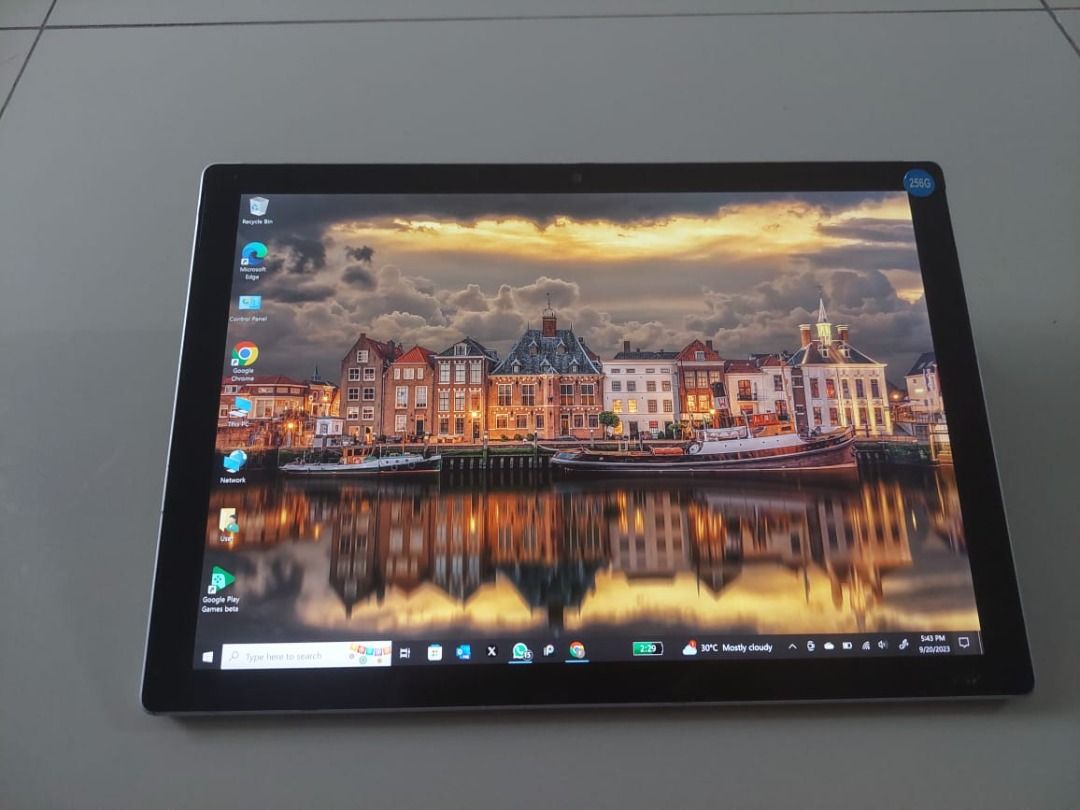 Surface pro 4 i5 256 best sale