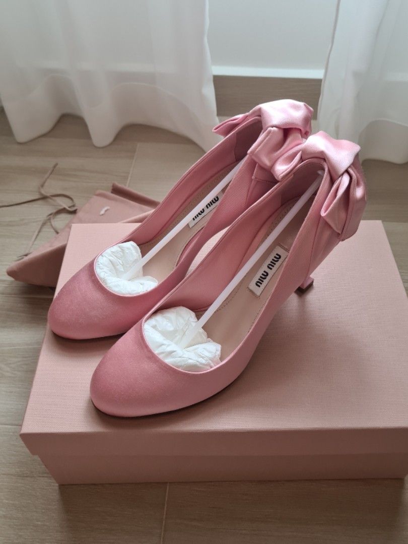 Miu Miu Satin Pumps Pink Size IT 35.5