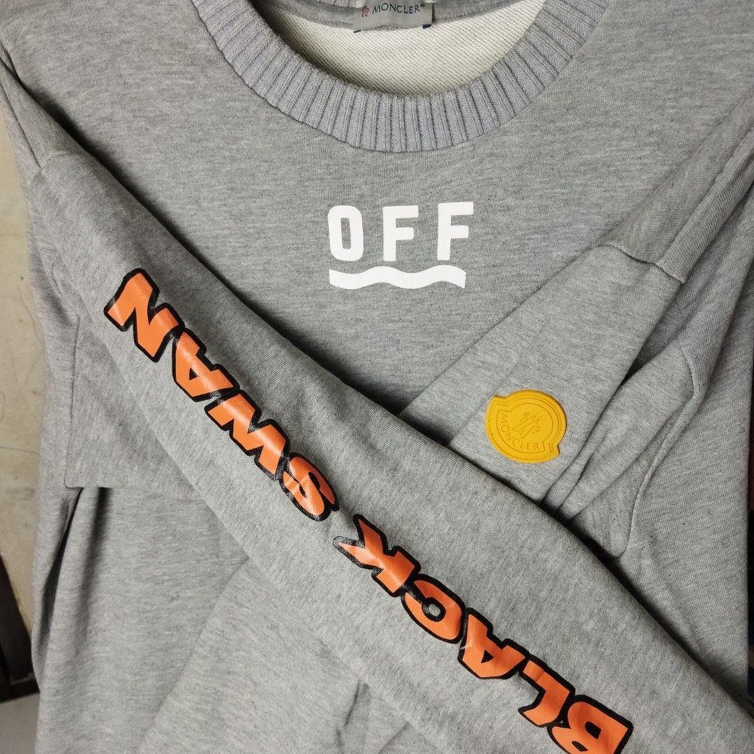 MONCLER OFF WHITE BLACK SWAN Fesyen Pria Pakaian Baju Luaran di Carousell