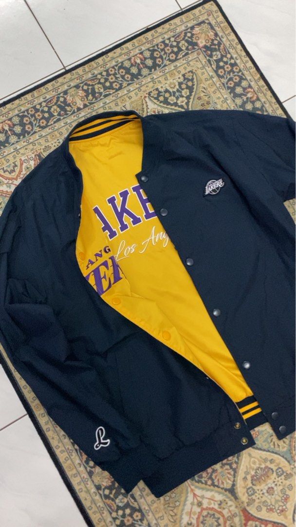 Nike lakers varsity store jacket