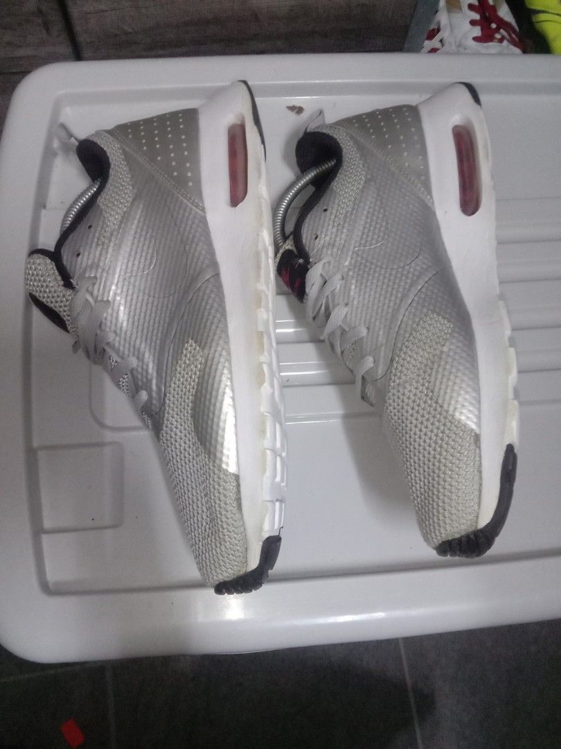 Nike Air Max Tavas Men s Fashion Footwear Sneakers on Carousell