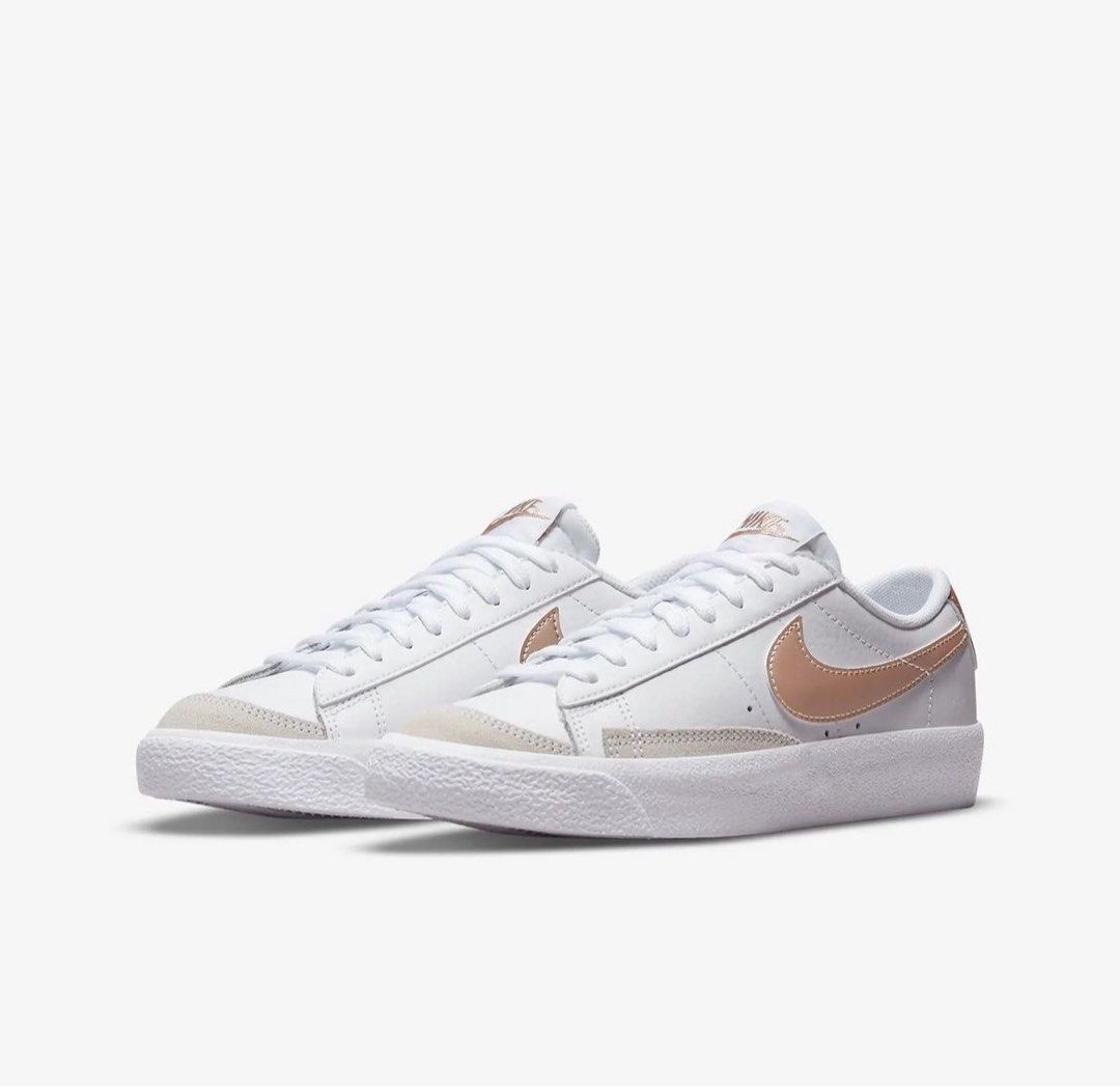 Nike blazer low le rose gold clearance