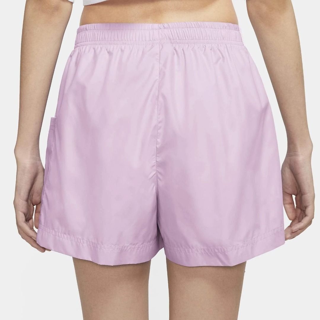 Nike 3 pocket shorts top