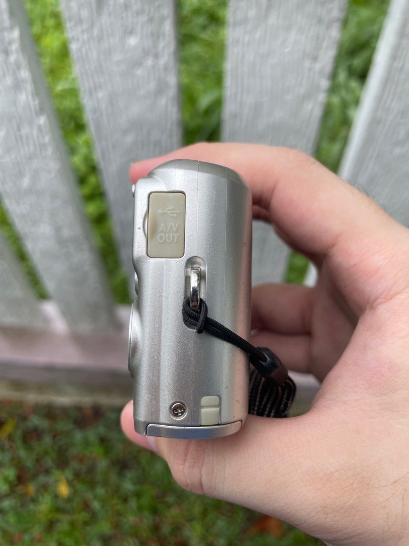 Nikon Coolpix L19 CCD Digital Camera, Photography, Cameras on Carousell
