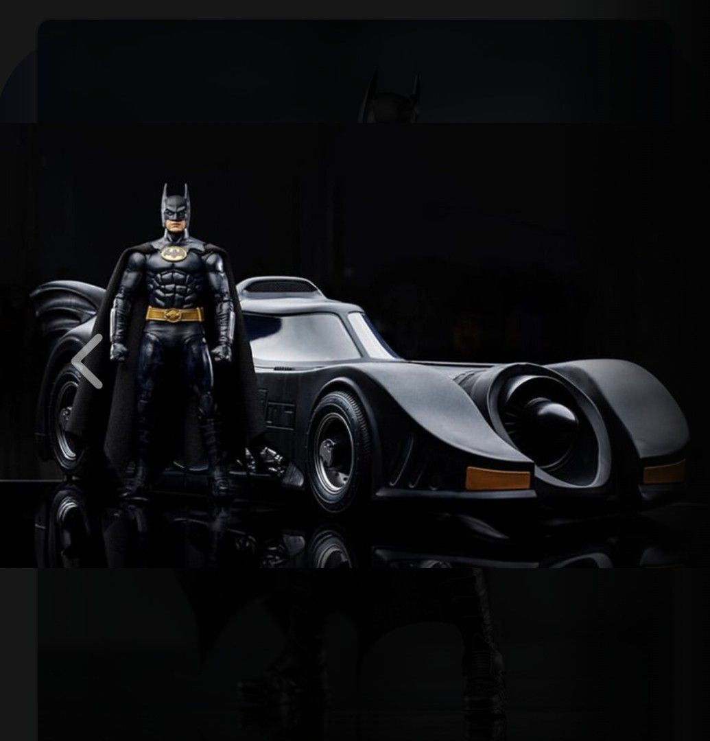 Batmobile Gold Label – The Batman – McFarlane Toys – Véhicule 48 Cm Avec Portière Ouvrant, Roues Roulantes – Figurine Non Incluse