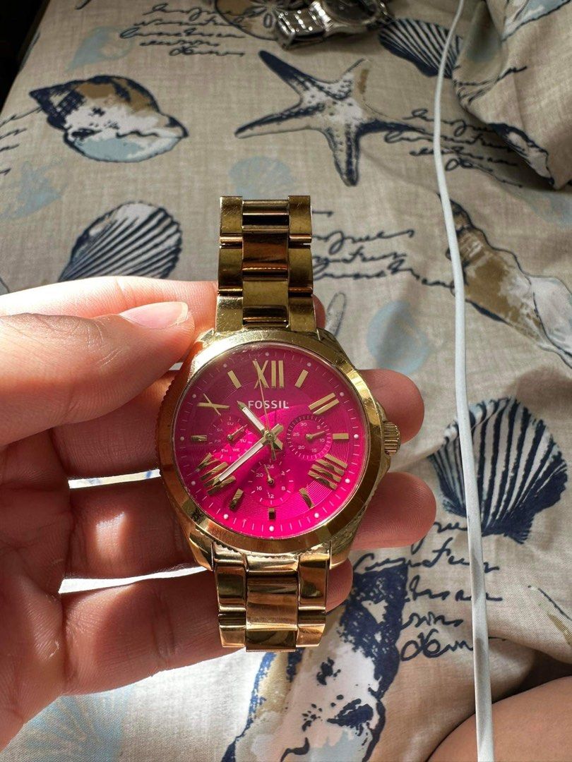 Hot pink fossil 2025 watch
