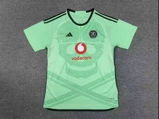 ORLANDO PIRATES AWAY FANS
ISSUE