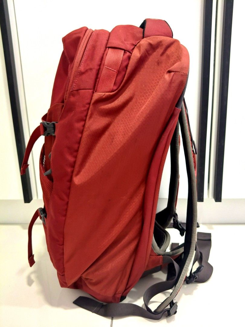 Osprey farpoint clearance 70 red