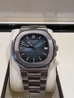 Harga patek 2024 philippe nautilus 5711