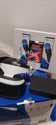 Playstation 4 Fat 500 GB with Playstation VR Combo