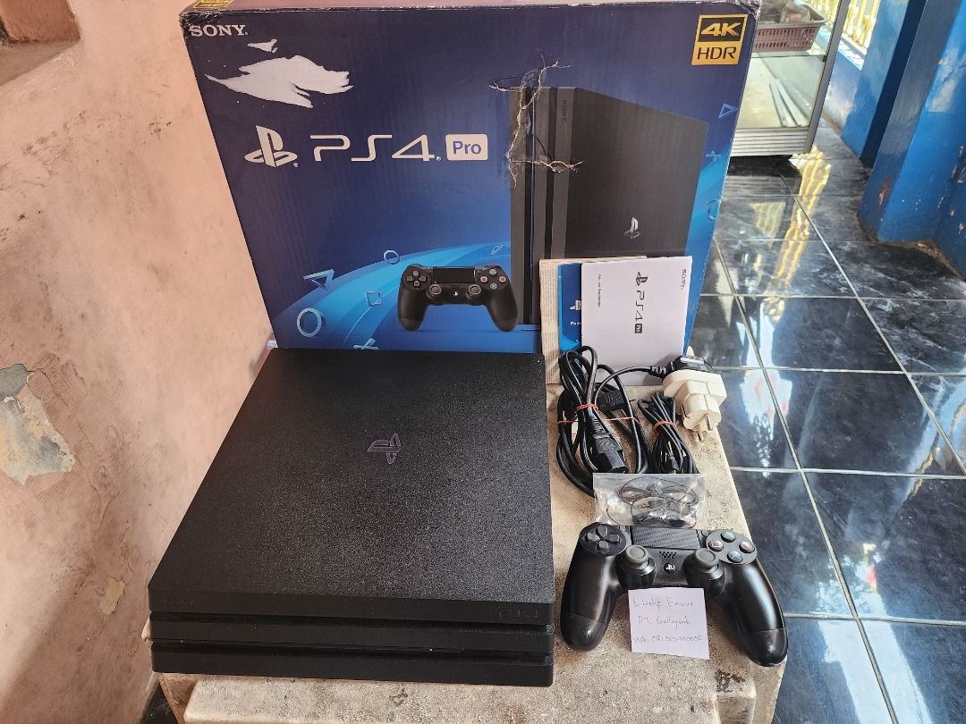 PlayStation PS PS4 Pro Black 1TB CUH 71xx Fullset 00