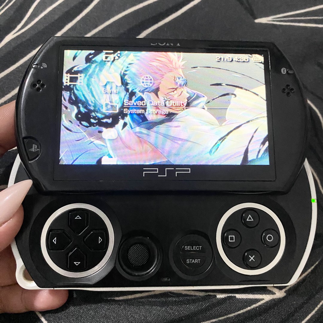 PSP GO, Video Gaming, Video Game Consoles, PlayStation on Carousell