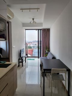 Penthouse unit for Sale - Qube Suites