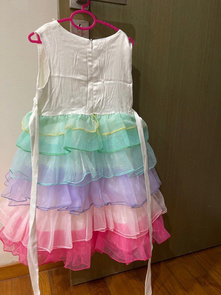 Rainbow cheap clothes store