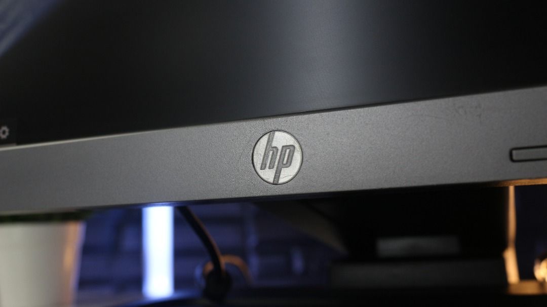 ROTATABLE IPS MONITOR 19