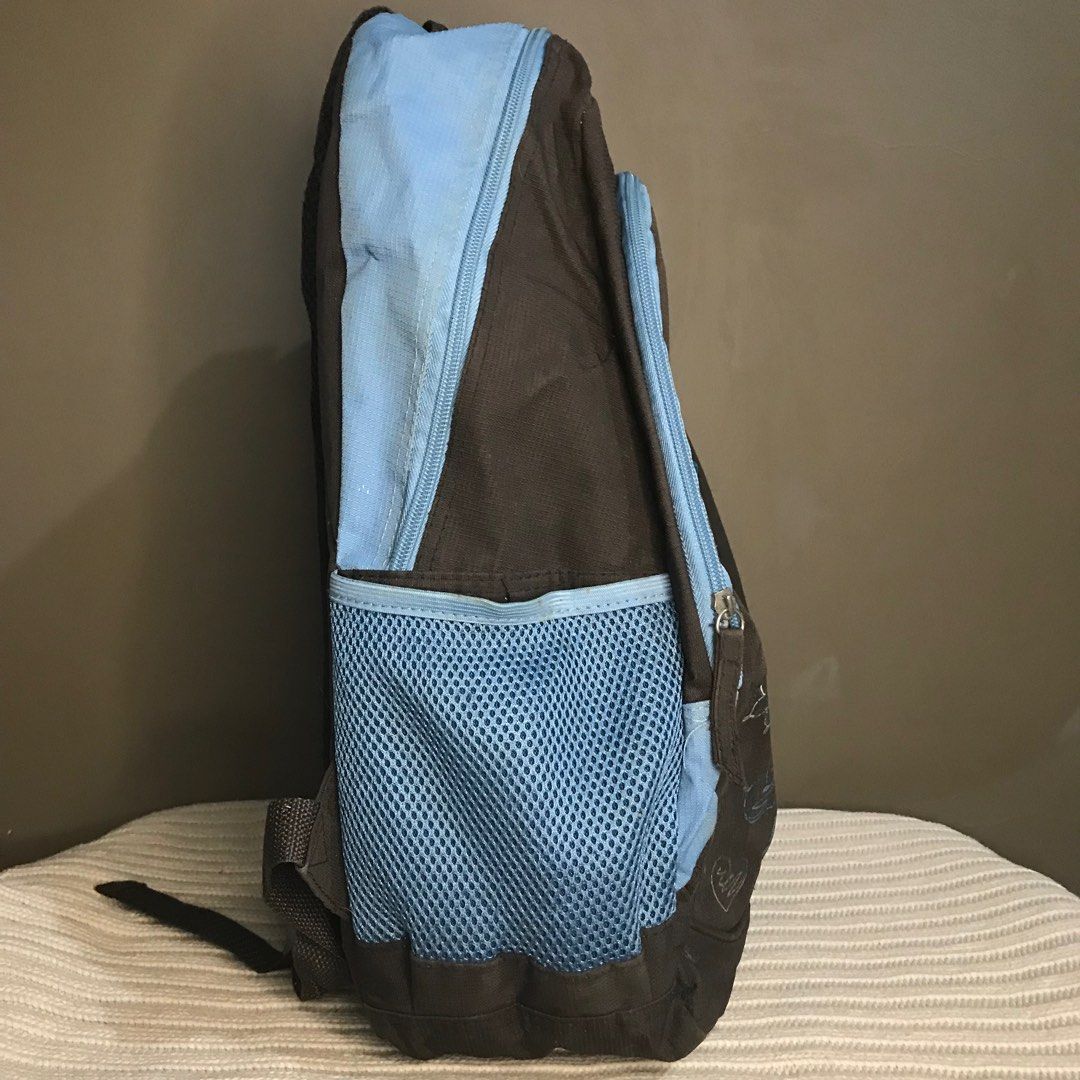 RUFFLES SCHOOL BACKPACK BLUE BROWN BUTTERFLY LAPTOP BAG (Category: Backpacks) located in Quezon City. Submitted by saturn_unit (Listing ID 1255920259, Image 2). Description: .