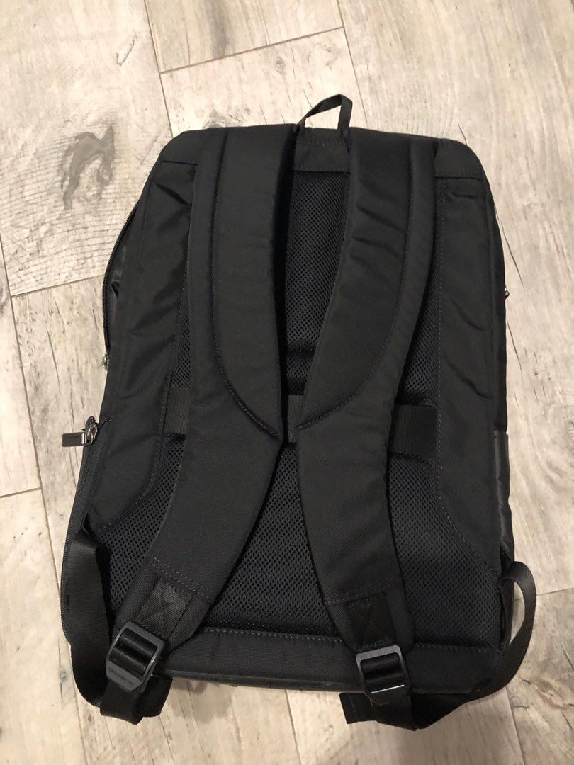 Samsonite top red taeber