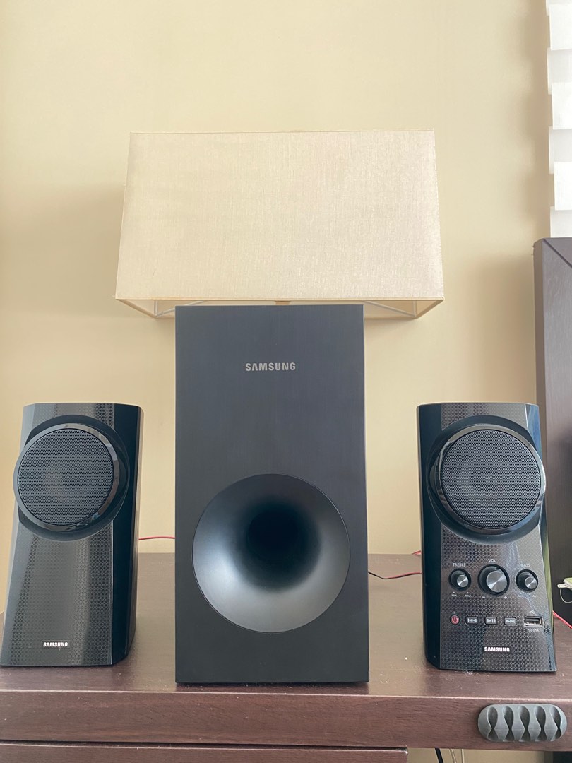 Samsung HW K20 2.1 Speaker System Audio Soundbars Speakers