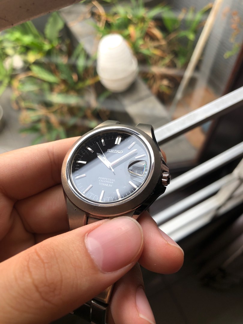 seiko perpetual calendar titanium
