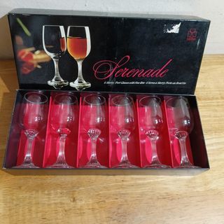 Serenade 6 Wine Glasses Made in England
