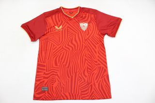 SEVILLA AWAY FANS
ISSUE